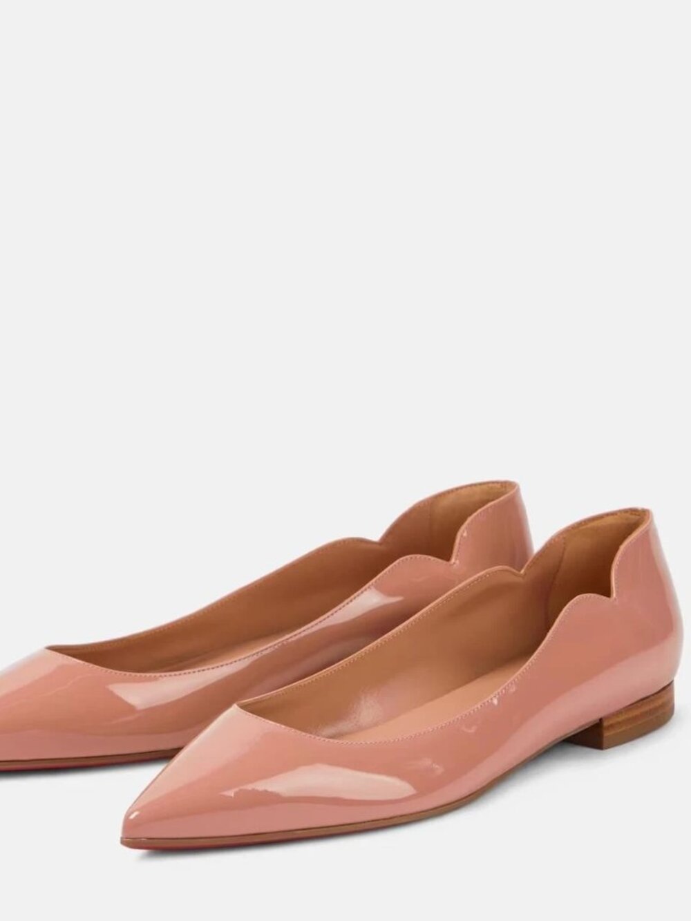 Christian Louboutin HOT CHICKITA Scallop Patent Ballerina Flat Shoes - Picture 16 of 16